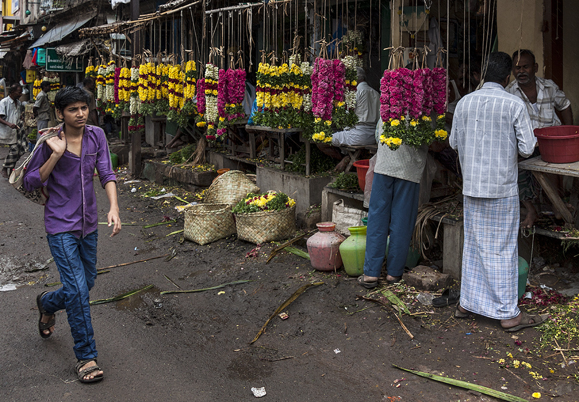 Street Temple Flower Vendors